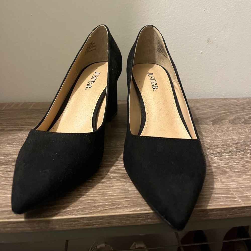 Just Fab low heel pumps